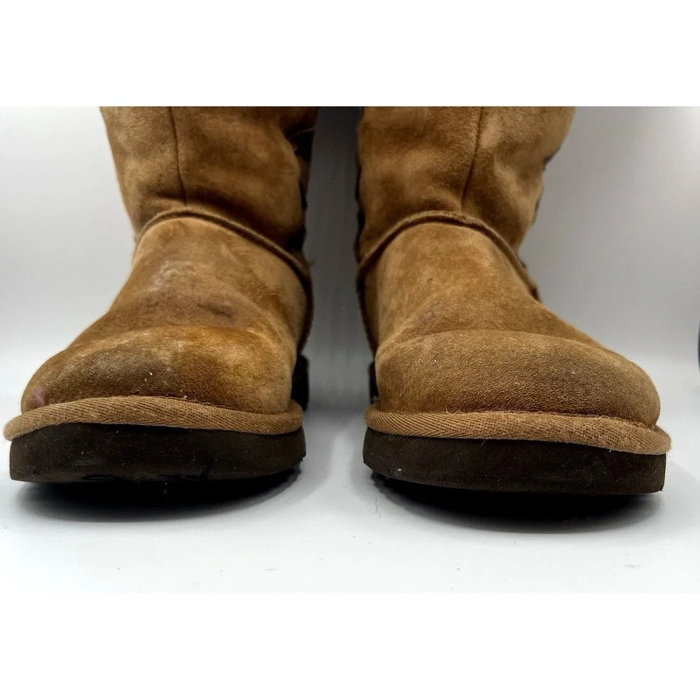 UGG Dana Tall Sheepskin and Fur Cuffed Boots Size 7 - Picture 6 of 12